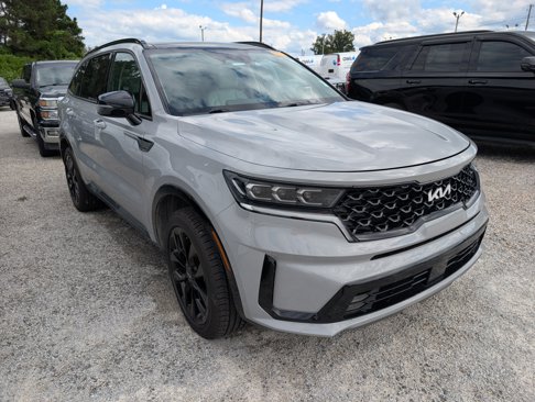 Used 2022 Kia Sorento SX image 2