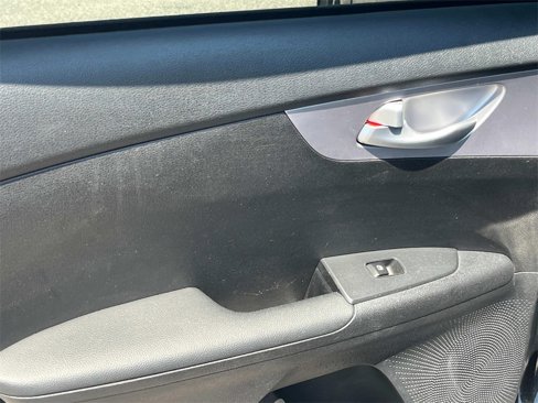 Used 2024 Kia Forte LXS image 13