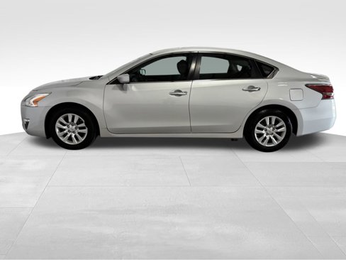 Used 2015 Nissan Altima 2.5 S w/ Power Driver Seat Package image 5