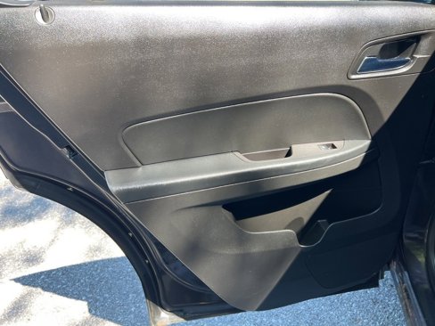 Used 2015 Chevrolet Equinox LT w/ Driver Convenience Package image 19