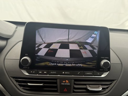 Used 2023 Nissan Sentra SV image 22