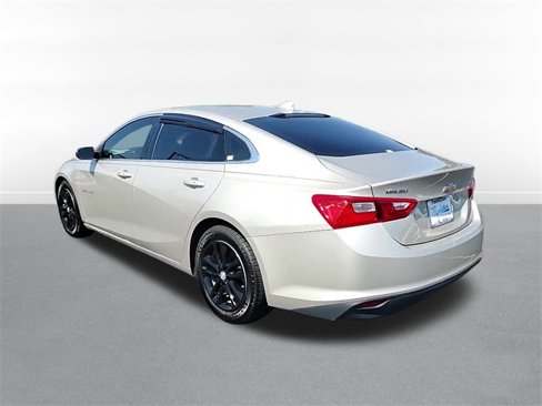 Used 2016 Chevrolet Malibu LT image 5
