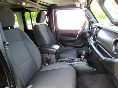 Used 2021 Jeep Wrangler Unlimited Sport w/ Uconnect 4C Nav & Sound Group image 17