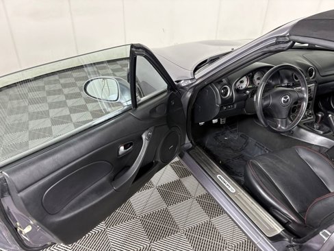 Used 2004 MAZDA MX-5 Miata MAZDASPEED w/ Grand Touring Pkg image 11
