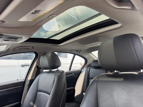 Used 2015 BMW 535i xDrive Sedan image 4