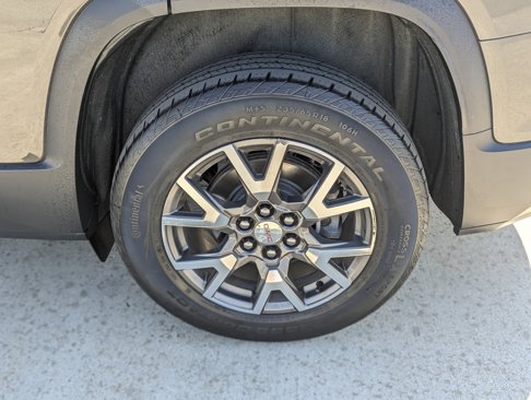 Used 2020 GMC Acadia SLE image 16