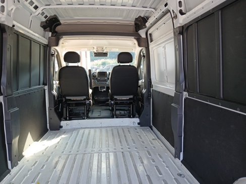 Used 2023 RAM ProMaster 2500 image 8
