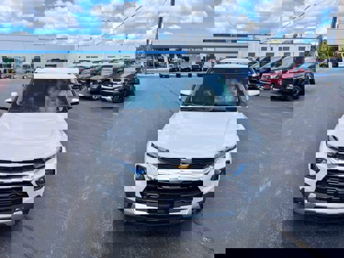 Used 2023 Chevrolet TrailBlazer LT w/ Convenience Package image 5