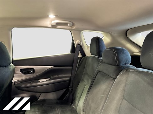 Used 2018 Nissan Murano SV image 23