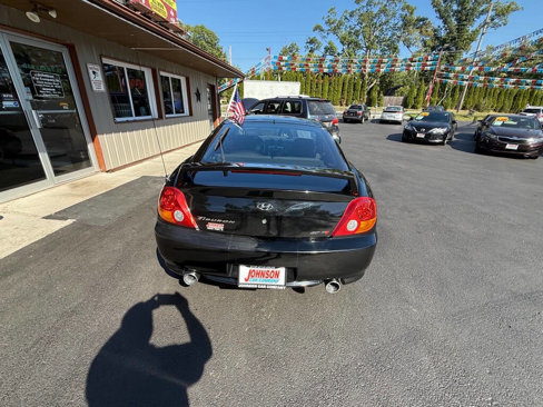 Used 2004 Hyundai Tiburon GT image 7