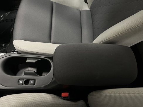 Used 2024 Toyota Corolla LE image 18