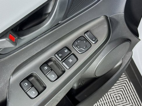 Certified 2021 Hyundai Kona SEL w/ Cargo Package image 18