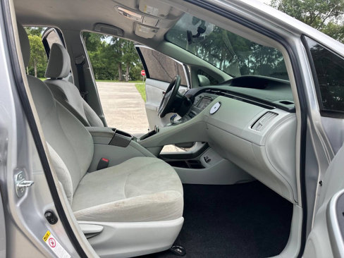 Used 2014 Toyota Prius Three image 16