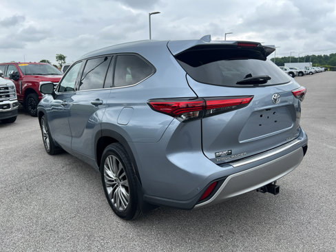 Used 2020 Toyota Highlander Platinum image 7