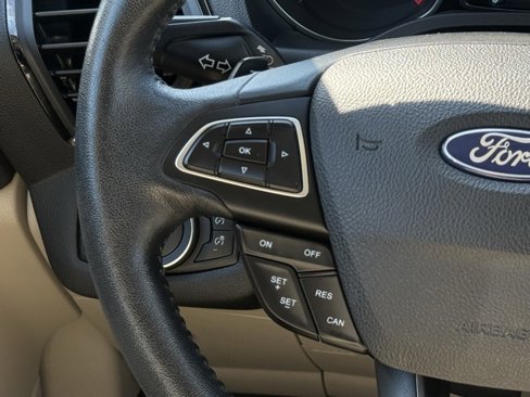 Used 2018 Ford Escape Titanium image 27