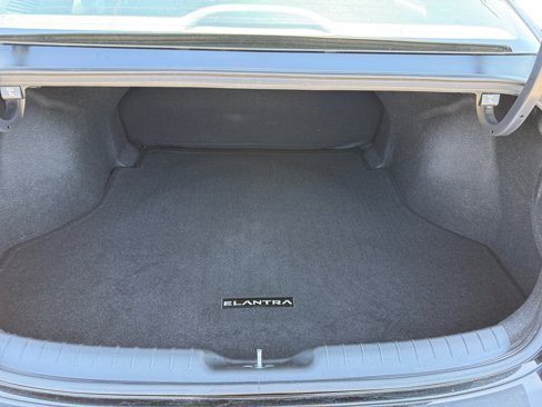 Certified 2023 Hyundai Elantra SEL image 17