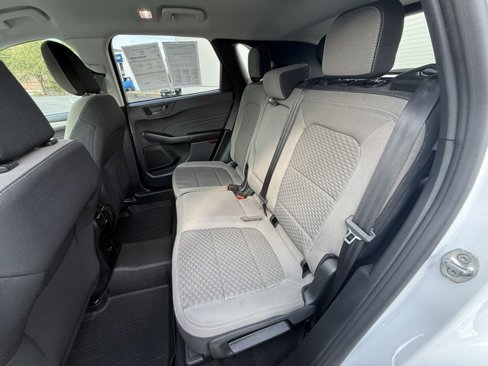 Certified 2022 Ford Escape SE w/ Convenience Package image 18