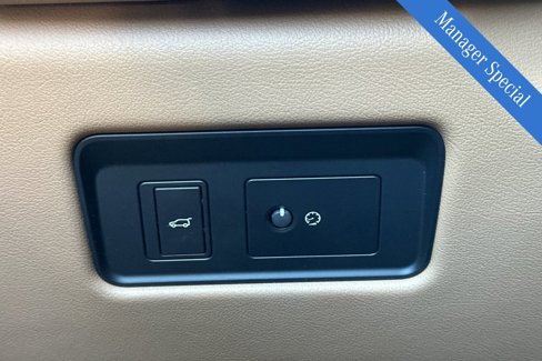 Used 2022 Jaguar F-PACE S image 29