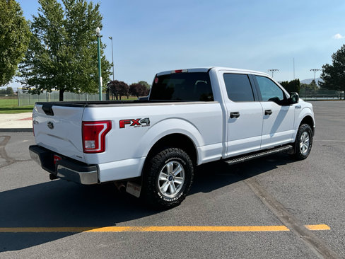 Used 2016 Ford F150 XLT w/ Equipment Group 301A Mid image 3