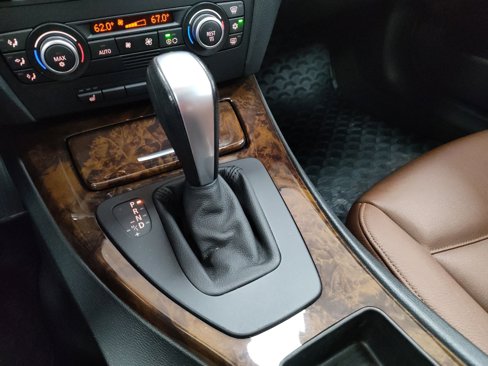 Used 2008 BMW 335xi Sedan image 16