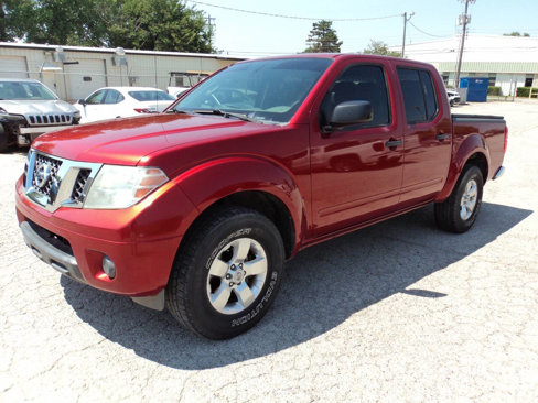 Used 2012 Nissan Frontier SV image 1