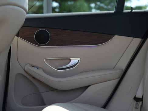 Certified 2022 Mercedes-Benz GLC 300 4MATIC image 38