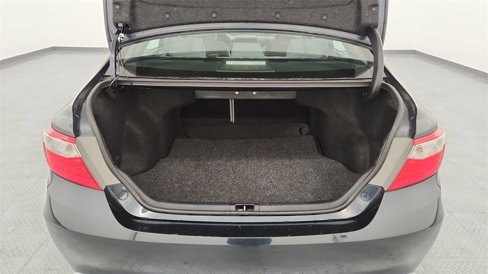 Used 2016 Toyota Camry LE image 23