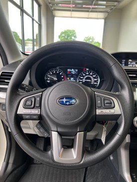 Used 2017 Subaru Forester 2.5i Premium image 17