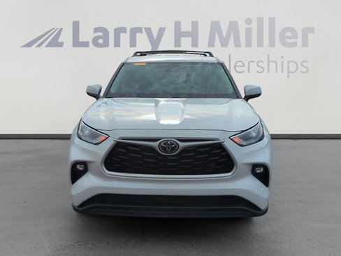 Used 2022 Toyota Highlander LE image 8
