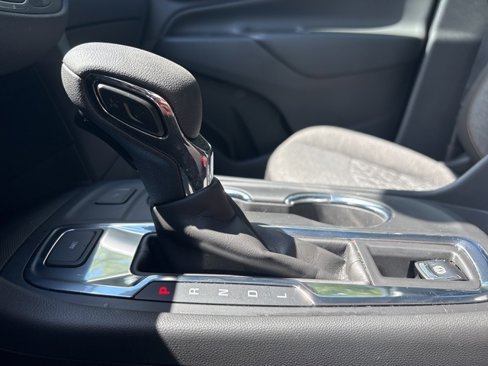 Used 2024 Chevrolet Equinox LT image 25