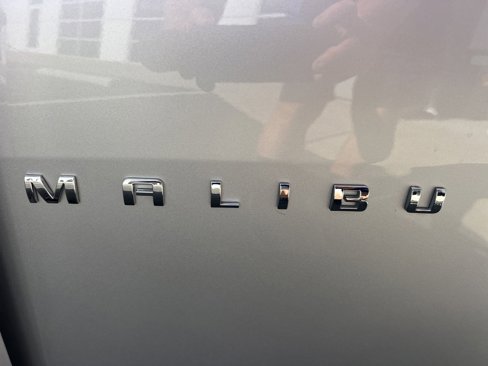 Used 2022 Chevrolet Malibu LT image 15