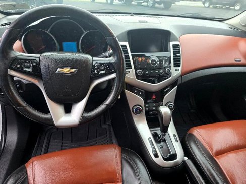 Used 2014 Chevrolet Cruze LT image 8