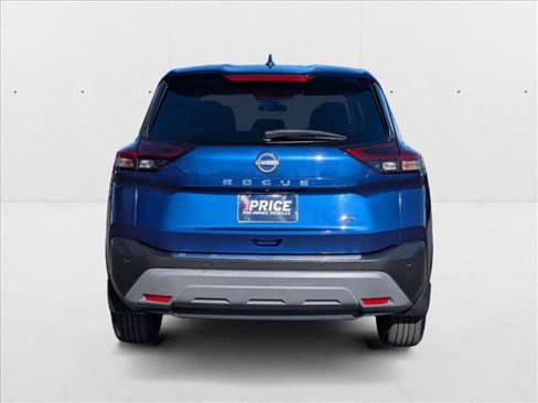 Used 2023 Nissan Rogue SV image 7