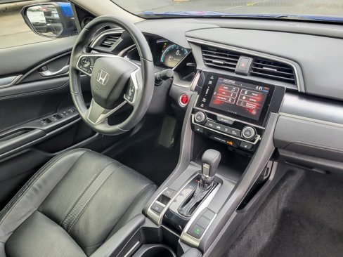 Used 2018 Honda Civic EX-L image 19
