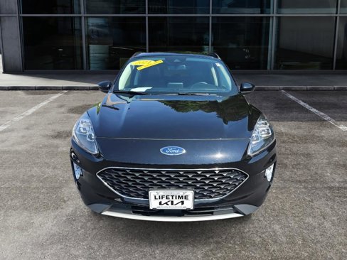 Used 2021 Ford Escape Titanium image 2