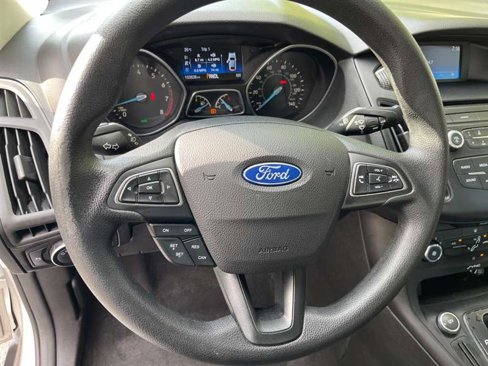 Used 2015 Ford Focus SE image 14