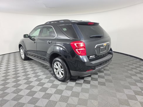Used 2017 Chevrolet Equinox LT w/ Convenience Package image 3
