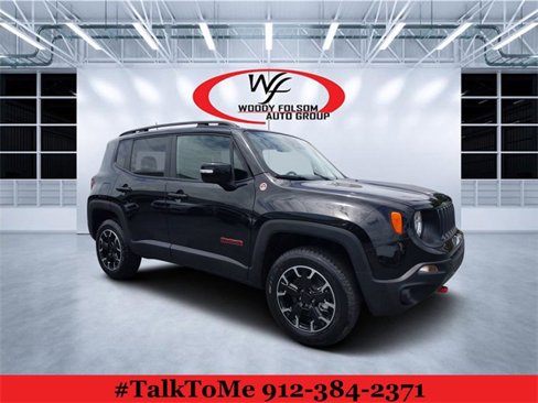 Used 2023 Jeep Renegade Trailhawk w/ Trailer Tow Group image 1