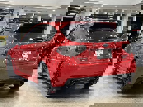 Used 2011 Subaru Impreza WRX Premium image 4