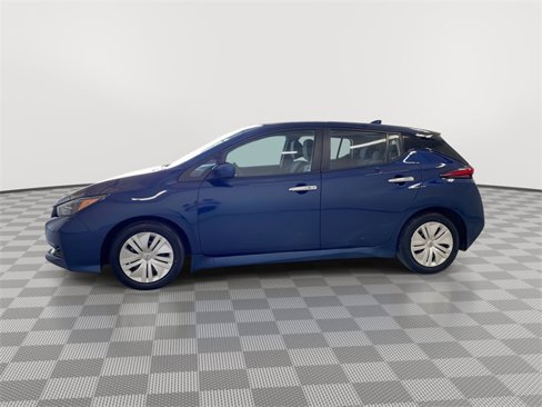 Certified 2024 Nissan Leaf S image 7