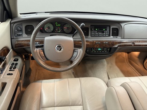 Used 2007 Mercury Grand Marquis LS image 10
