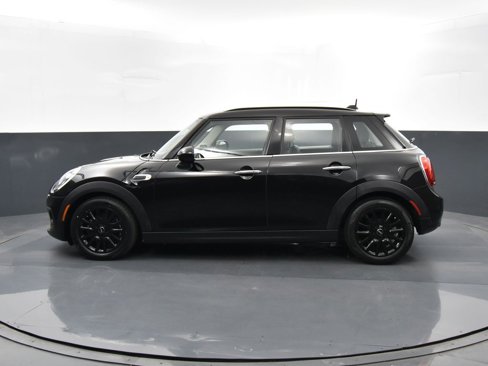 Used 2019 MINI Cooper 4-Door Hardtop w/ Premium Package image 7