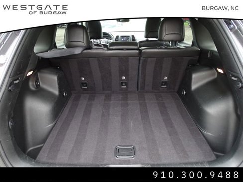 Used 2019 Jeep Cherokee Latitude Plus w/ Comfort/Convenience Group image 13