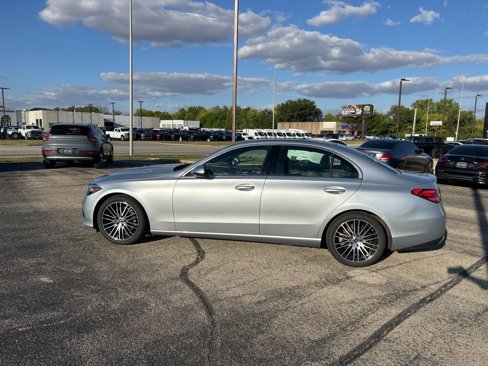 Used 2022 Mercedes-Benz C 300 4MATIC Sedan image 3