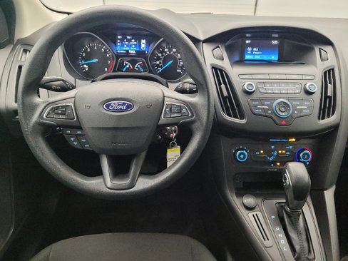 Used 2018 Ford Focus SE image 22