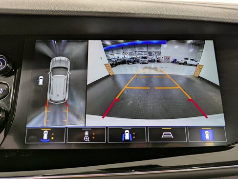 Used 2022 Buick Envision Avenir w/ Technology Package II image 13