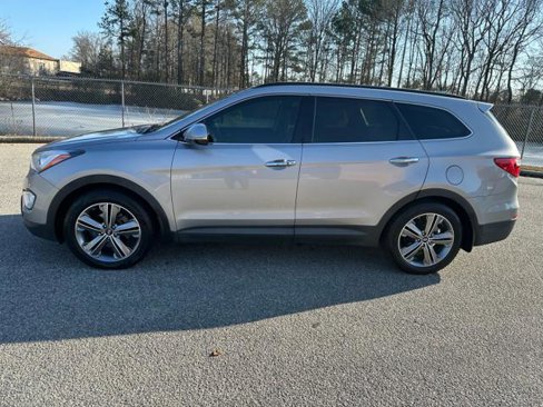 Used 2016 Hyundai Santa Fe Limited w/ Option Group 04 image 8