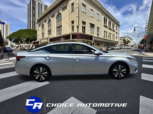 Used 2022 Nissan Altima 2.5 SV image 9
