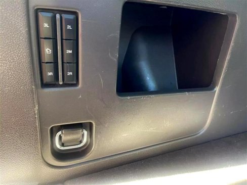 Used 2018 Ford Expedition Max Limited image 15