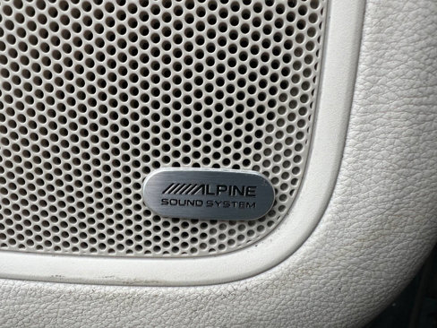 Used 2015 Chrysler 200 C w/ Navigation & Sound Group I image 18